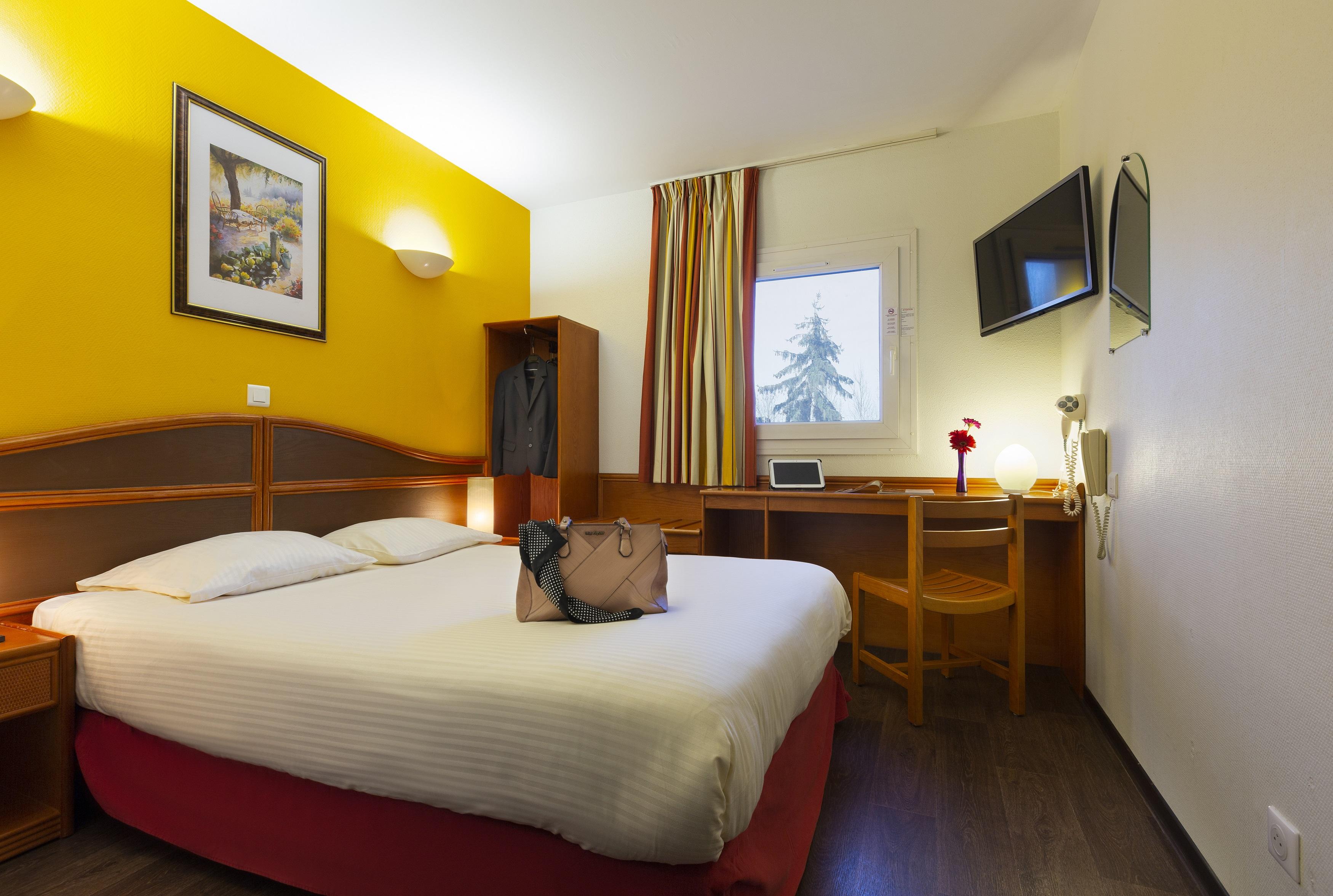 Hotel Roi Soleil Strasbourg Aéroport Holtzheim Esterno foto