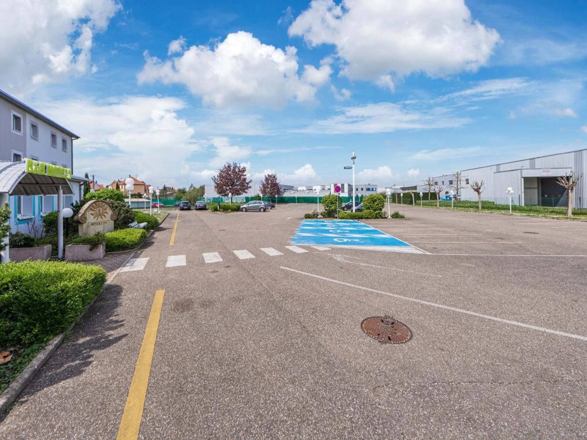 Hotel Roi Soleil Strasbourg Aéroport Holtzheim Esterno foto