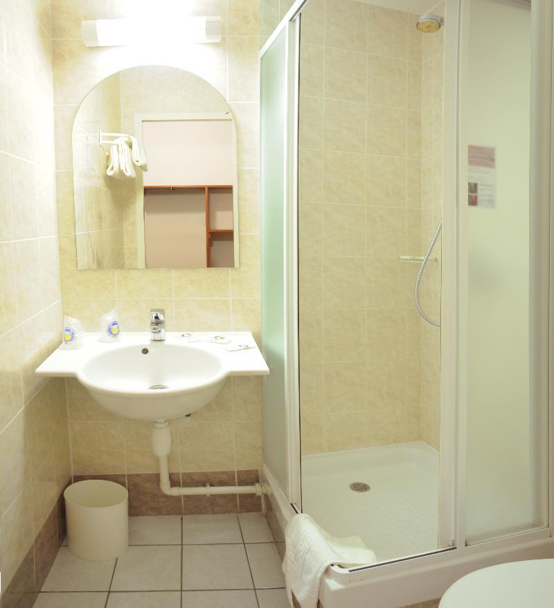 Hotel Roi Soleil Strasbourg Aéroport Holtzheim Esterno foto